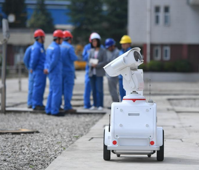 賽普瑞行業(yè)資訊 昆明供電局使用智能機器人為變電站“站崗